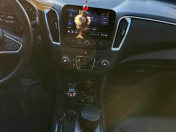 2019 Chevrolet Malibu IX Рестайлинг, чёрный, 1700000 рублей - вид 5