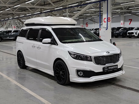 2016 Kia Carnival III, белый, 2550000 рублей, вид 3