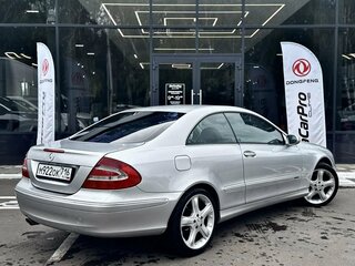 2002 Mercedes-Benz CLK-Класс 200 II (W209), серебристый, 899000 рублей, вид 4