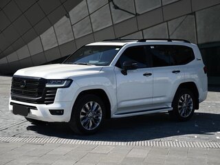 2021 Toyota Land Cruiser 300 Series, белый, 10100000 рублей, вид 1