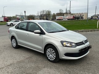 2013 Volkswagen Polo V, серебристый, 890000 рублей, вид 3
