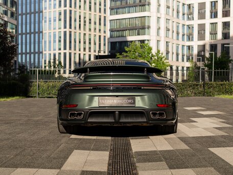2026 Porsche 911 Turbo S VIII (992) Рестайлинг, зелёный, 37500000 рублей, вид 5