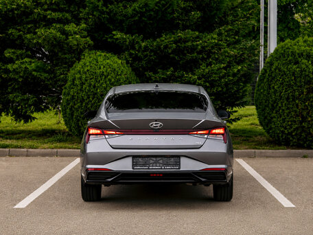 2021 Hyundai Elantra VII (CN7), серый, 1695000 рублей, вид 5
