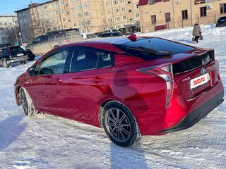 2016 Toyota Prius IV (XW50), красный, 1450000 рублей, вид 4