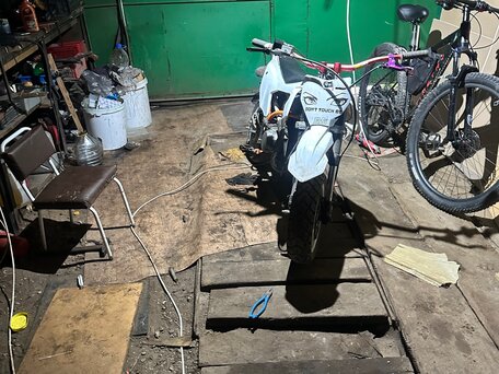 2024 Regulmoto Sport 001, белый, 65000 рублей, вид 2