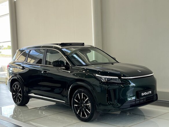 2026 Evolute i-Space I Рестайлинг, зелёный, 3890000 рублей - вид 2
