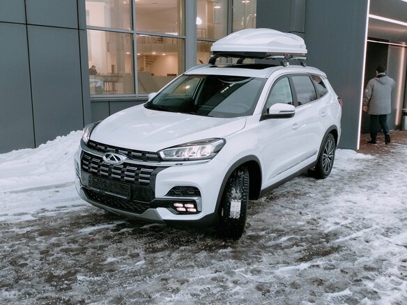 2022 Chery Tiggo 8 I Рестайлинг, белый, 2000000 рублей - вид 1