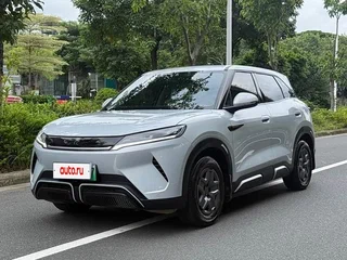 2025 BYD Yuan Up 45.12 kWh, серый, 1815000 рублей, вид 3