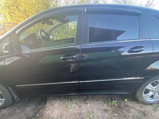 2011 Mercedes-Benz B-Класс 180 I (W245) Рестайлинг, чёрный, 999999 рублей, вид 4