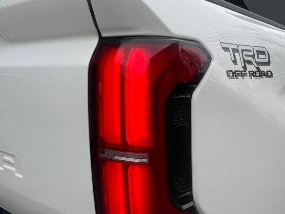 2024 Toyota Tacoma IV, белый, 8550000 рублей - вид 28
