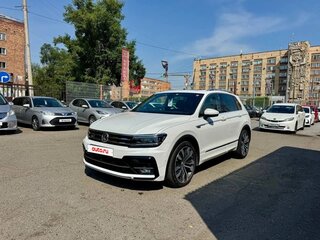 2019 Volkswagen Tiguan II, белый, 2490000 рублей, вид 2