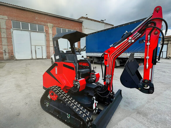 2025 RED Engineering RBZ-12, красный, 1500000 рублей - вид 5