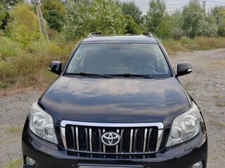 2010 Toyota Land Cruiser Prado 150 Series, чёрный, 2505000 рублей, вид 1