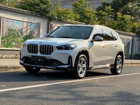2023 BMW X1 Long 20Li sDrive III (U11/U12), белый, 3142012 рублей, вид 1
