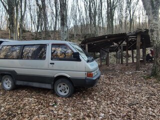 1990 Nissan Largo II (GC22), серый, 400000 рублей, вид 2