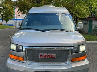 2008 GMC Savana I Рестайлинг, бежевый, 2000000 рублей, вид 1