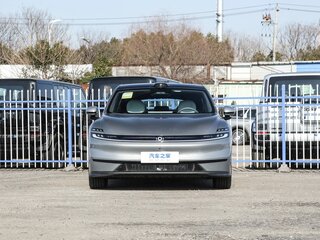2026 Changan Qiyuan A06 28.39 kWh, серебристый, 2595000 рублей, вид 2