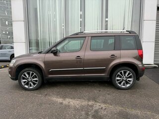2016 Skoda Yeti I Рестайлинг, коричневый, 1190000 рублей, вид 4