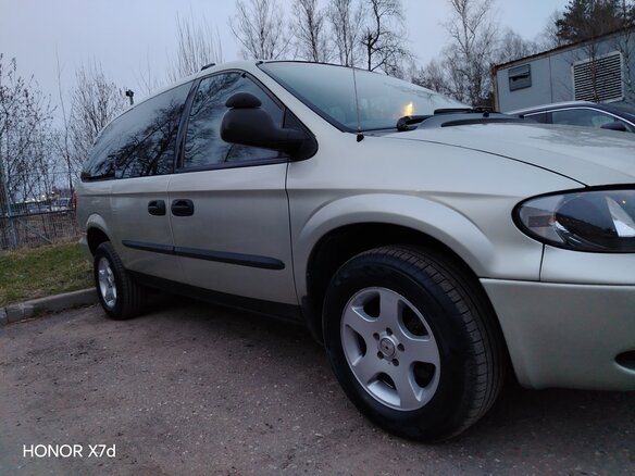 2003 Dodge Caravan Grand IV, зелёный, 650000 рублей - вид 19