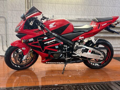 2003 Honda CBR 600RR, красный, 450000 рублей, вид 3