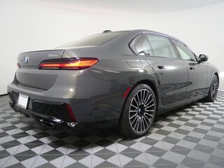 2026 BMW 7 серии 760i xDrive VII (G70), серый, 22795641 рублей, вид 5
