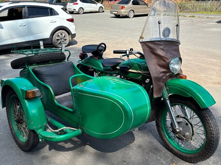 1984 Урал M-67, зелёный, 130000 рублей, вид 1