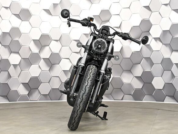 2022 Harley-Davidson Nightster, чёрный - вид 4
