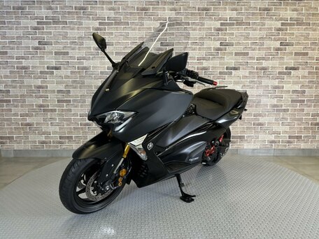 2020 Yamaha TMAX, чёрный, 935000 рублей, вид 2