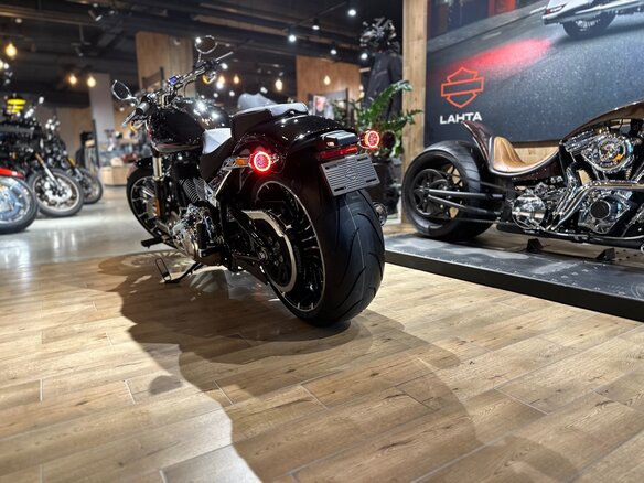 2024 Harley-Davidson Breakout, чёрный, 3400000 рублей - вид 6