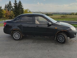 2014 Lada (ВАЗ) Granta I, чёрный, 125000 рублей, вид 2