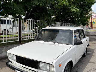 2010 Lada (ВАЗ) 2105, белый, 175000 рублей, вид 2