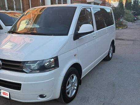 2013 Volkswagen Caravelle, белый, 2400000 рублей, вид 2
