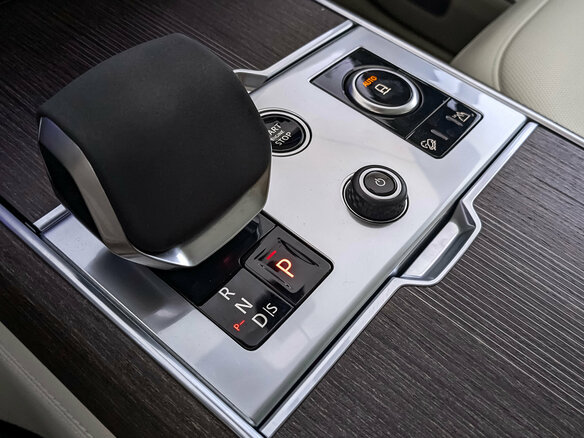 2023 Land Rover Range Rover P530 MHEV V, чёрный, 17840000 рублей - вид 20