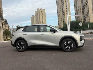 2026 Changan Qiyuan Q05 40.3 kWh II, серебристый, 1754000 рублей, вид 2