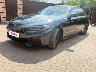 2020 BMW 5 серии 530d xDrive VII (G30/G31/G38) Рестайлинг, чёрный, 4500000 рублей, вид 3