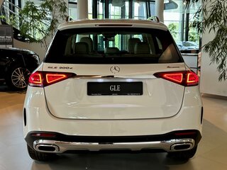 2022 Mercedes-Benz GLE 300 d II (V167), белый, 10500000 рублей, вид 3