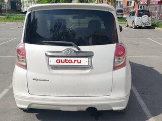2008 Toyota Ractis I, белый, 650000 рублей, вид 3