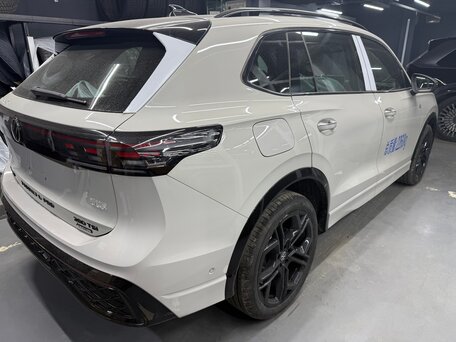 2025 Volkswagen Tiguan L Pro III (China Market), чёрный, 4620000 рублей, вид 1