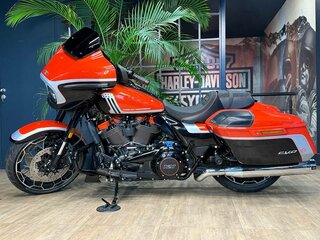 2024 Harley-Davidson CVO Street Glide, красный, 5500000 рублей, вид 5