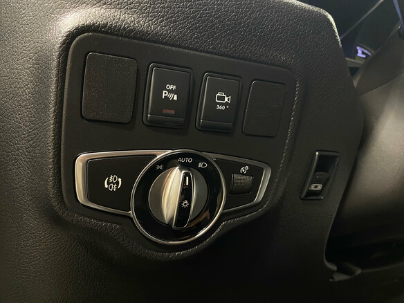 2018 Mercedes-Benz X-Класс 250 d I, чёрный, 3899000 рублей - вид 13