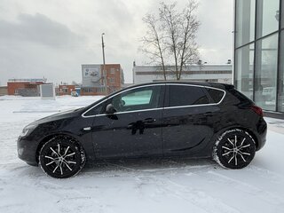 2010 Opel Astra J, чёрный, 750000 рублей, вид 4