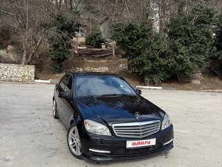 2011 Mercedes-Benz C-Класс 180 BlueEFFICIENCY III (W204), чёрный, 1100000 рублей, вид 3