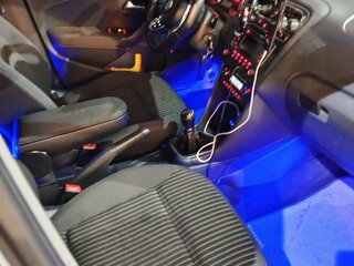 2013 Volkswagen Polo V, серебристый, 480000 рублей, вид 5