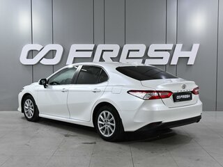 2021 Toyota Camry VIII (XV70) Рестайлинг, белый, 3250000 рублей, вид 2