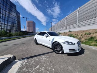2015 Jaguar XF I Рестайлинг, белый, 1450000 рублей, вид 2