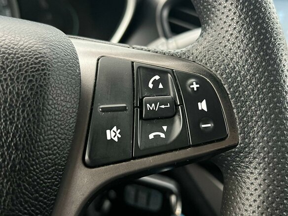 2015 Lada (ВАЗ) Vesta I, белый, 730000 рублей - вид 17