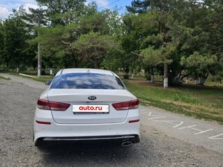 2018 Kia Optima IV Рестайлинг, белый, 1570000 рублей, вид 5