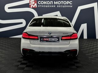 2021 BMW 5 серии Long 525Li VII (G30/G31/G38) Рестайлинг, белый, 5599900 рублей, вид 4