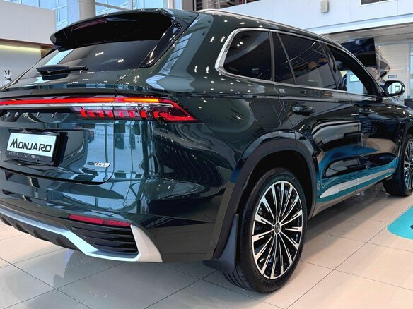 2025 Geely Monjaro I Рестайлинг, белый, 4954990 рублей - вид 3