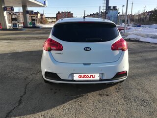2014 Kia Ceed II, белый, 900000 рублей, вид 3